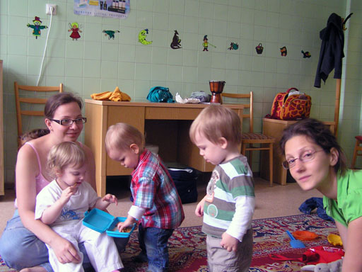 janka+zsuzsi+lili+kismiki+levi_2010_06_21.jpg janka+zsuzsi+lili+kismiki+levi_2010_06_21.jpg